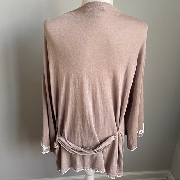 Coldwater Creek Embroidered Open Front Tan Cotton Cardigan Sweater
Size Large - Picture 5 of 9